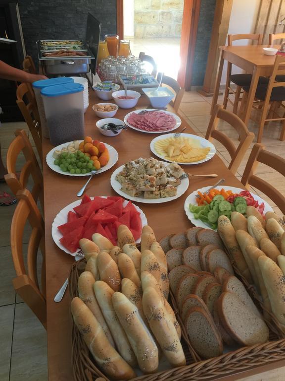 Penzion U Vyhlidky Chribska Luaran gambar